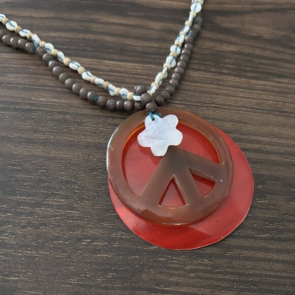 NWT 2000s Peace Symbol Beaded Necklace Pendant Necklace ASO Alex Russo - Picture 7 of 11